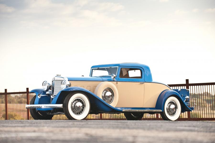  Marmon Sixteen 2-Passenger Coupe 1931 года  (фото 1 из 5)